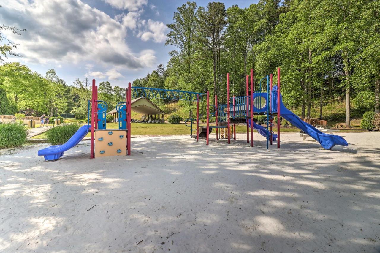 Lake Lure Condo With Resort Pool And Beach Access! Zewnętrze zdjęcie
