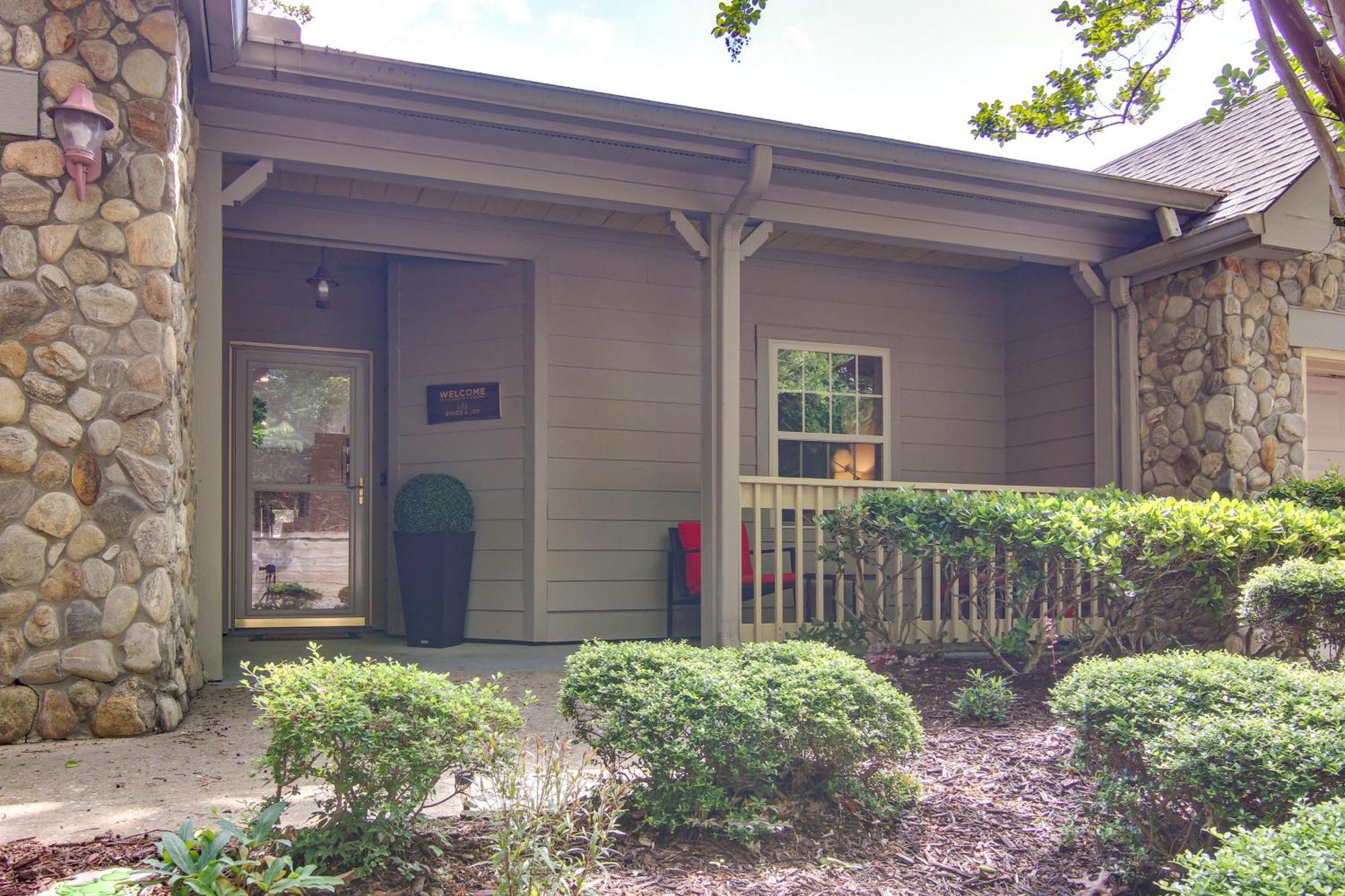 Lake Lure Condo With Resort Pool And Beach Access! Zewnętrze zdjęcie